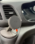 Iveco Daily 2019+ magnetic phone mount with MagSafe wireless charging