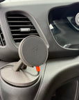 Iveco Daily 2019+ magnetic phone mount with MagSafe wireless charging