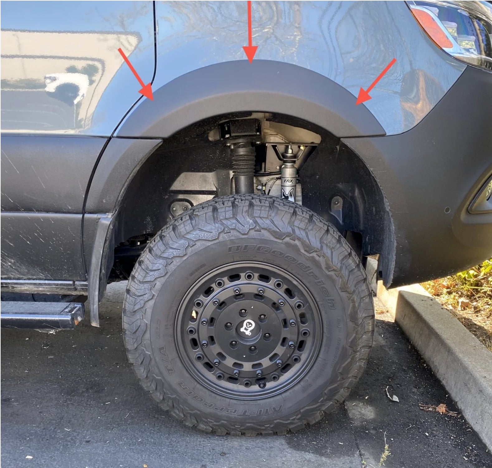 FENDER FLARES [TERRA WAGEN] SPRINTER 907 | Tactic Engineering